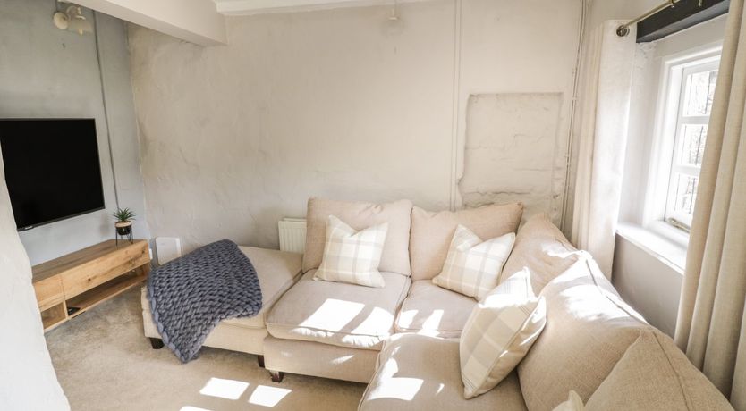 Photo of Canal Cottage