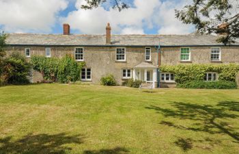 Lee Barton Farmhouse Holiday Cottage