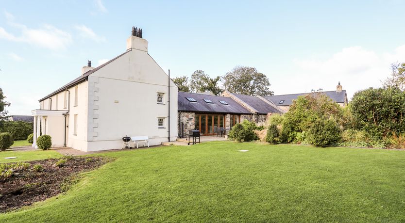 Photo of Clynnog House