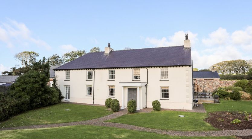 Photo of Clynnog House