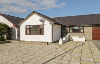 Rhos Deiniol Holiday Cottage