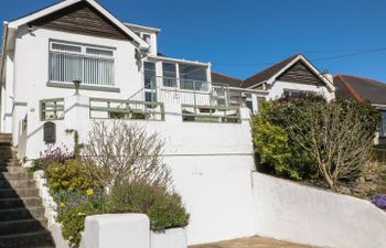 Pebble Lodge Holiday Cottage