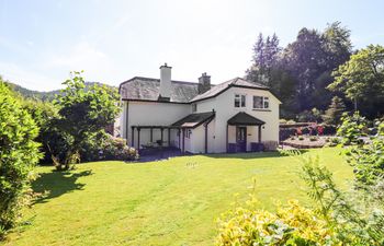 Coed Derw Isaf Holiday Cottage