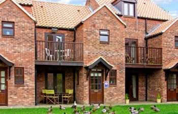 Herons Reach Holiday Cottage