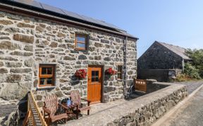 Photo of Bwthyn Siop Pencaerau