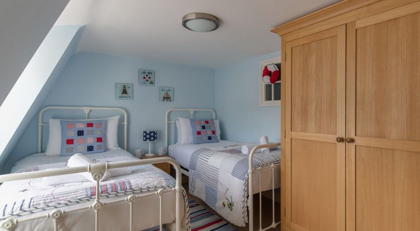 Photo of Harbourside Cottage