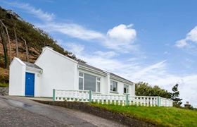 Rossbeigh Beach Cottage No 4 Holiday Cottage