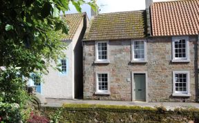 Photo of 16 Westgate South