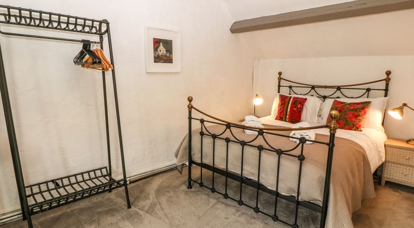 Photo of Orsedd Wen Farmhouse