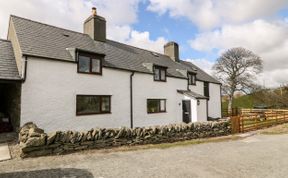 Photo of Orsedd Wen Farmhouse