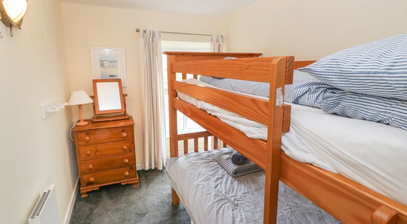 Photo of 2 Sea View Cottage