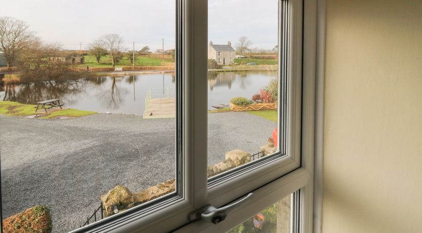 Photo of 2 Sea View Cottage