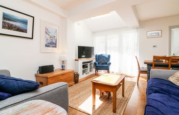 Ferriwais Holiday Home