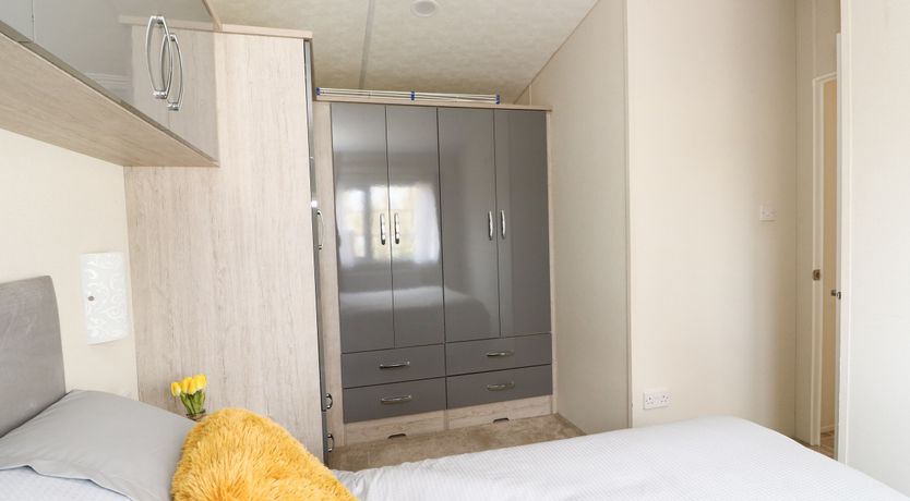 Photo of Lakeside View