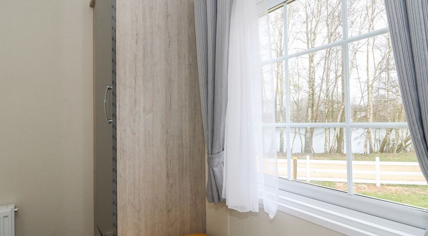 Photo of Lakeside View