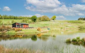 Photo of Llyn Cae Ty Nant Fishery Holiday Let