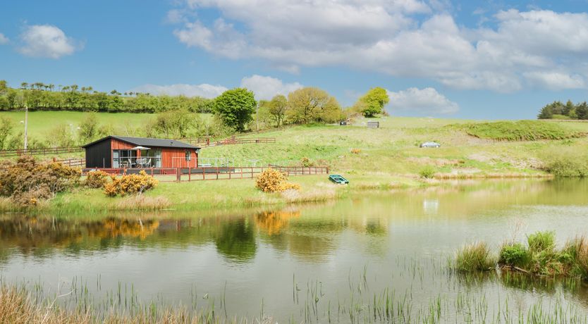 Photo of Llyn Cae Ty Nant Fishery Holiday Let