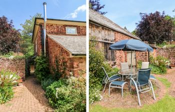 1 The Coach House Apartment