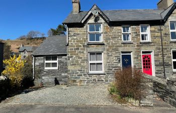 7 Castle Terrace Holiday Cottage