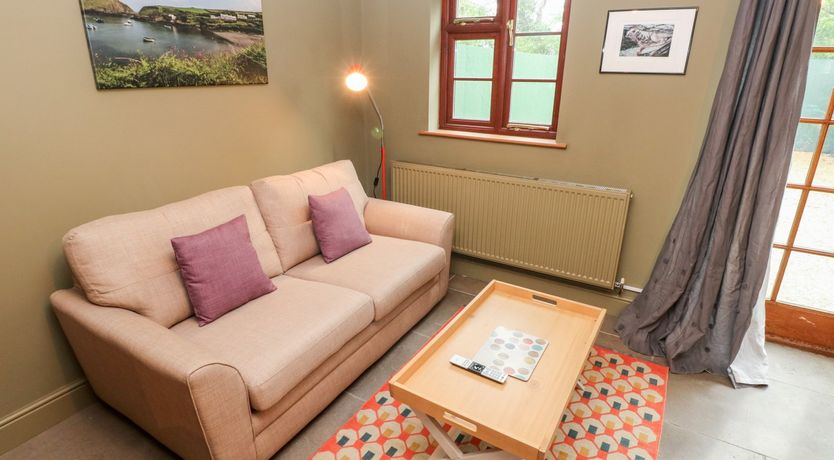 Photo of Bwthyn Canol