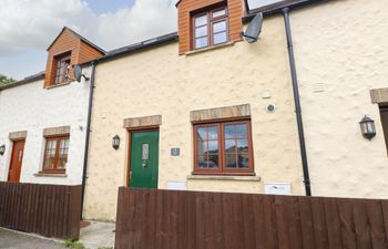 Bwthyn Canol Holiday Cottage