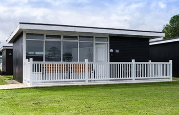 57 Cherry Park Holiday Cottage