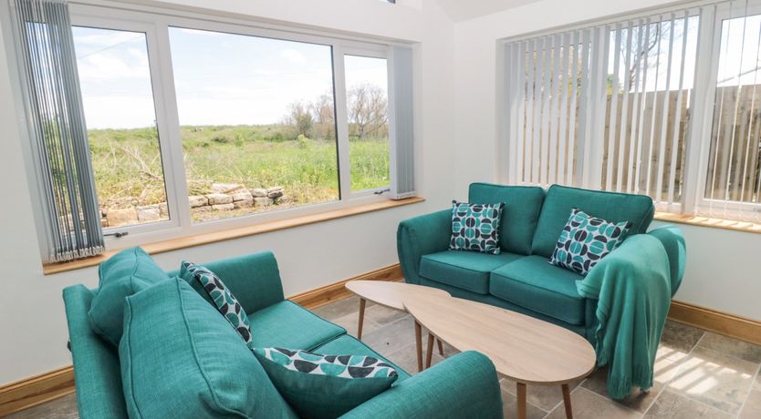 Photo of 24 Hauxley Links