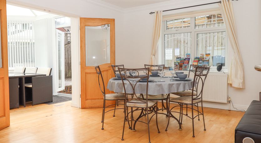 Photo of Flat 2 Channel View