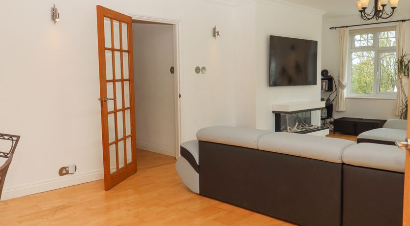 Photo of Flat 2 Channel View