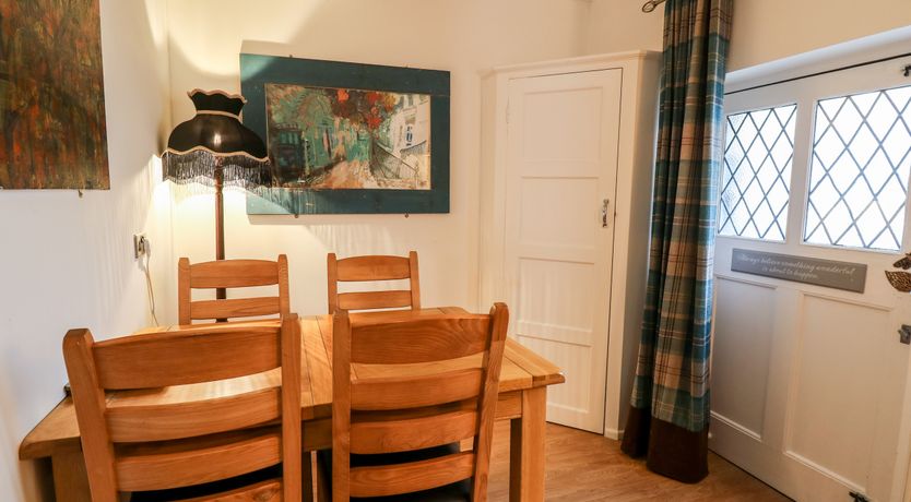 Photo of Llys-Yr-Onnen