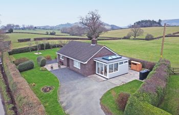 Berwyn View Holiday Cottage