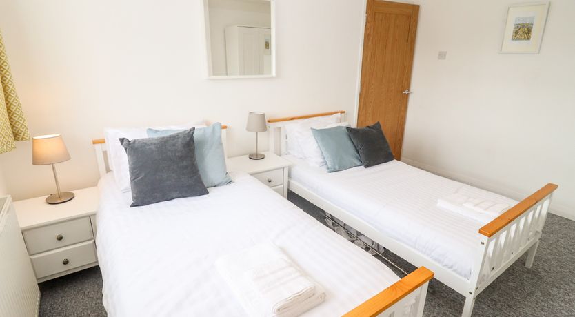 Photo of 17 Sands Close