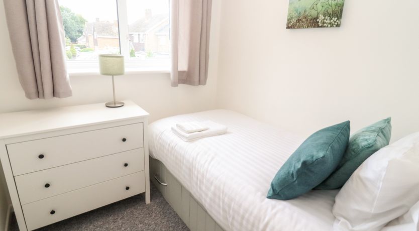 Photo of 17 Sands Close