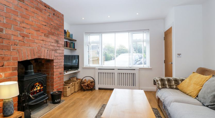 Photo of 17 Sands Close