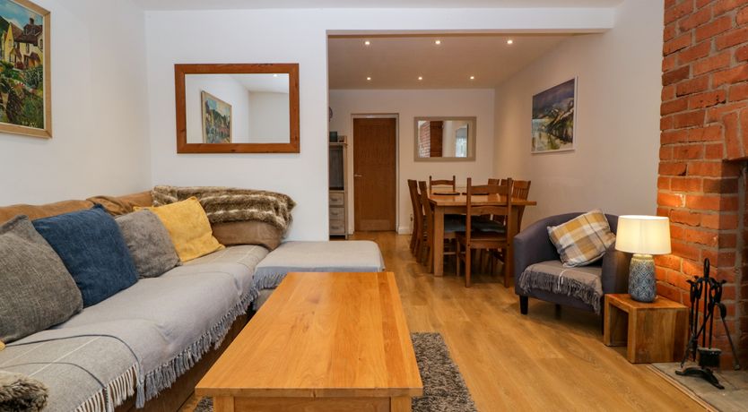 Photo of 17 Sands Close