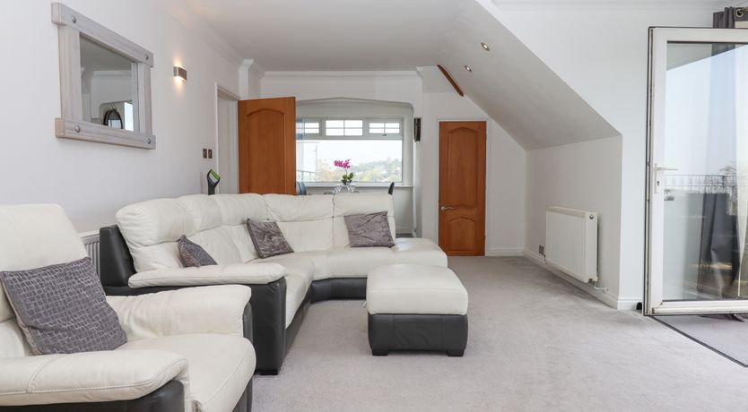 Photo of Flat 3 Channel View