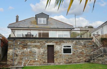 Pendaveli Holiday Cottage