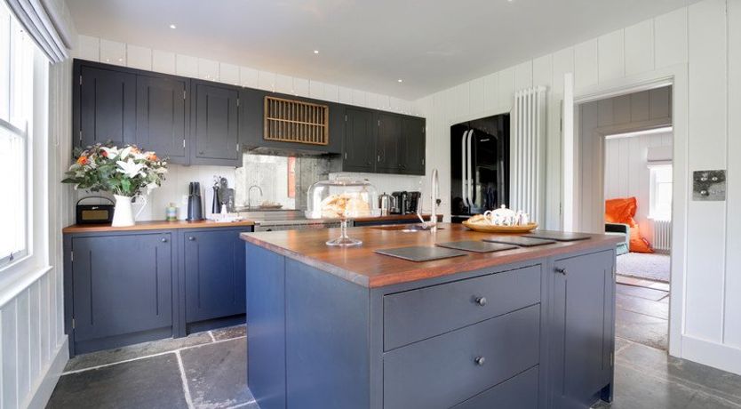 Photo of Black Rock House