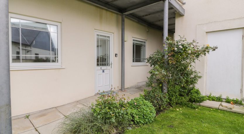 Photo of Apartment 6