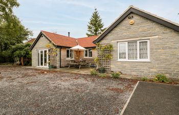 Vine Lodge Holiday Cottage