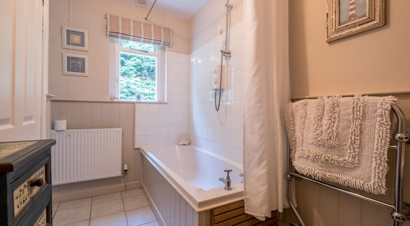 Photo of Sandy Lodge Rock