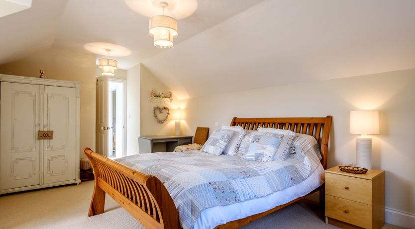 Photo of Sandy Lodge Rock