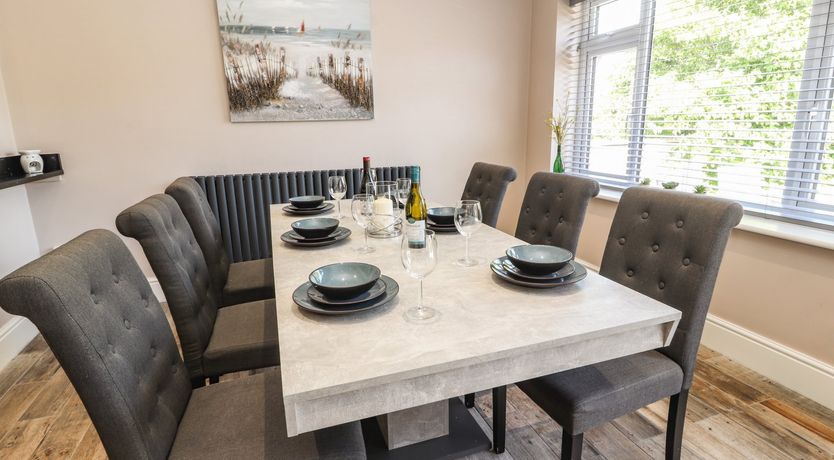 Photo of Sea Breeze Cottage