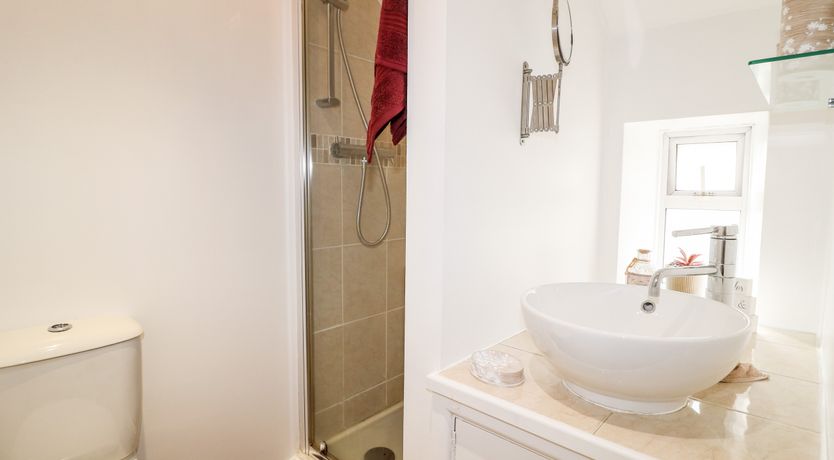 Photo of Robin's Nook