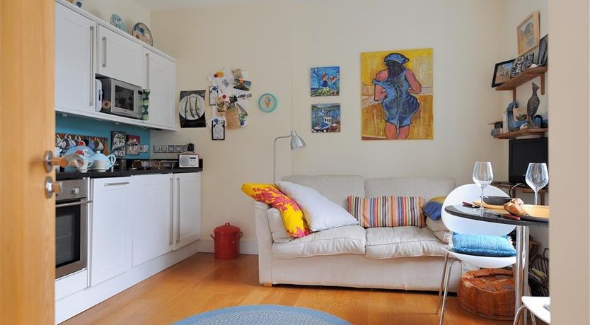 Photo of 6 Coram Tower