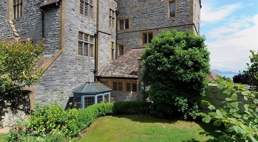 Photo of 6 Coram Tower