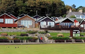 8 Bowling Green Chalets Holiday Cottage