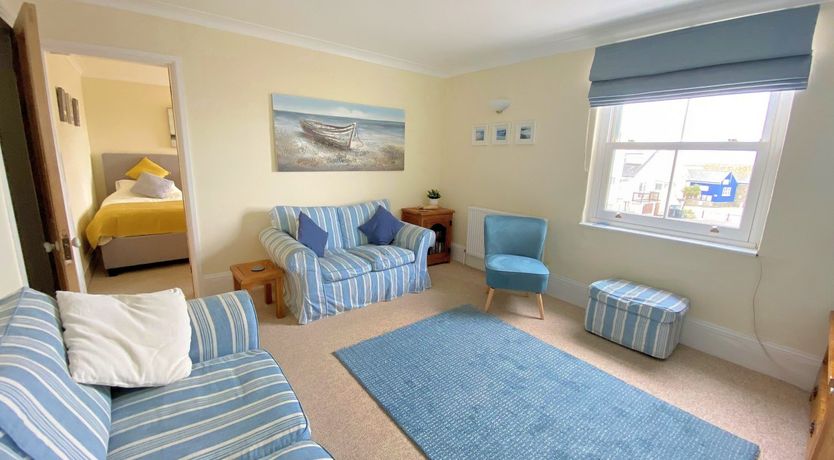 Photo of 2 Cobb View