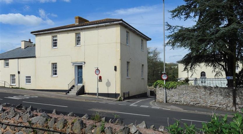 Photo of 2 Woodville