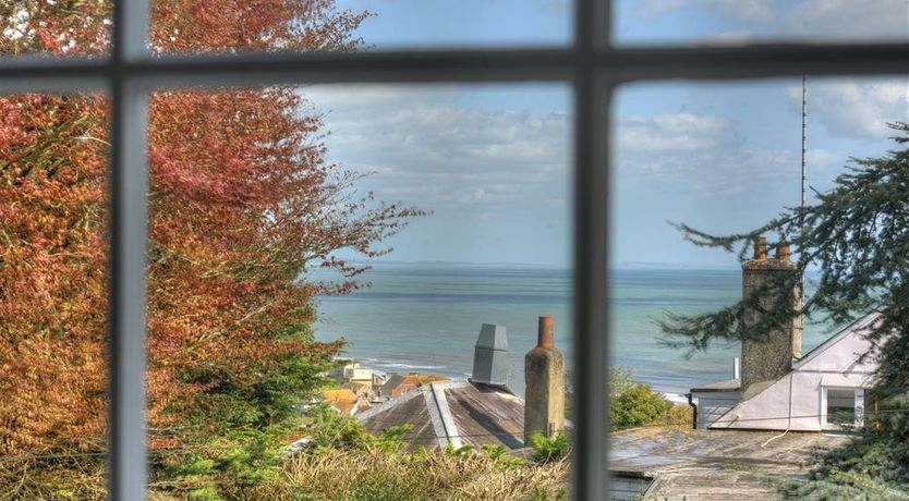 Photo of 2 Woodville